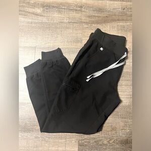 Figs Black Women's Jogger Scrub Pants